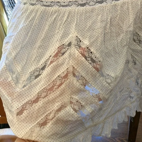 Intimately, free people, fully sheer lightweight summer nightgown - Picture 7 of 9